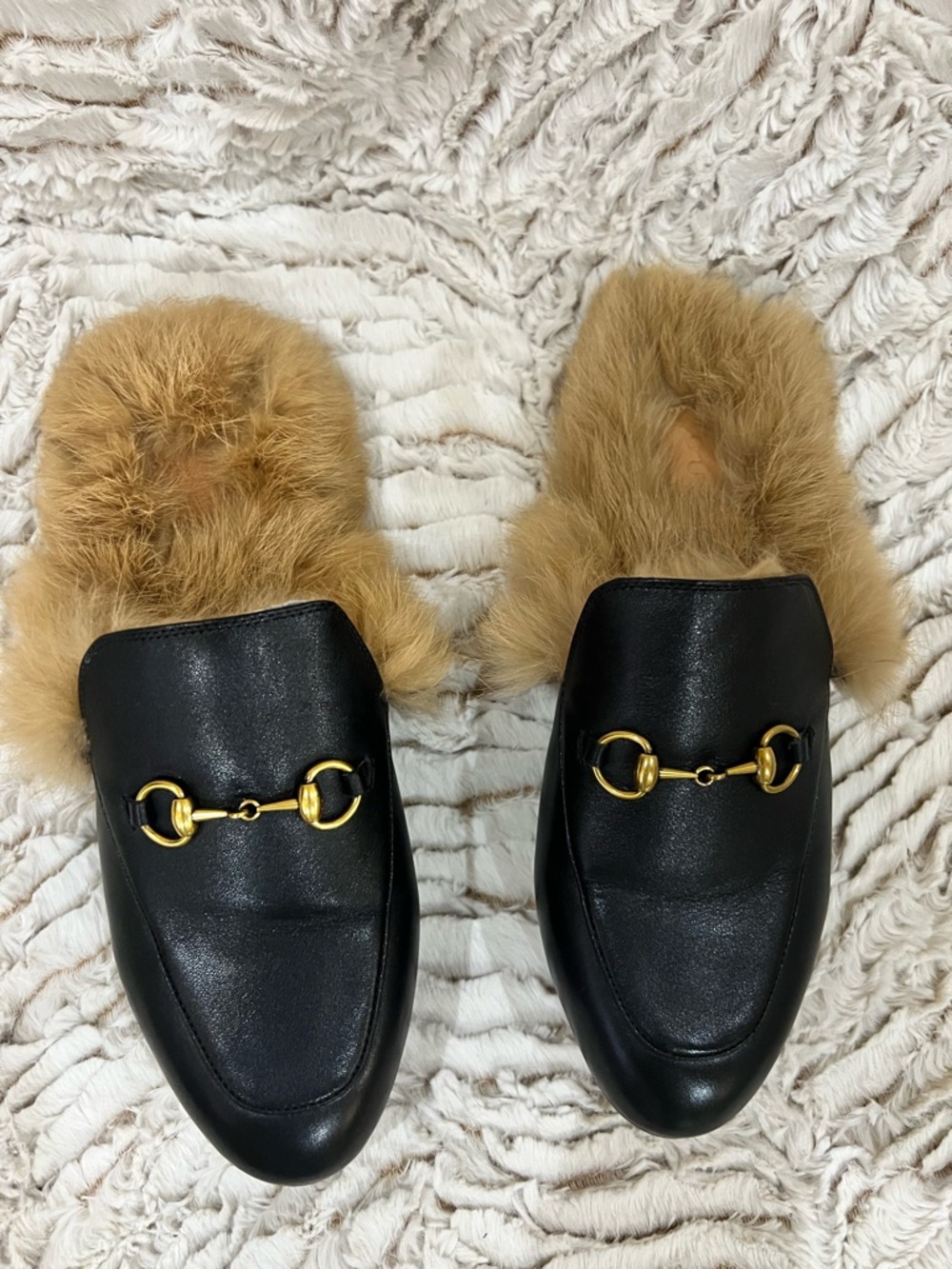 Black Leather Fur-Lined Mule with Gold Bit Hardware
Non authentic - Picture 2 of 6